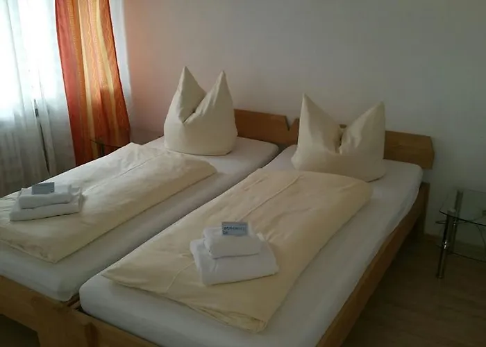 Zur Dicken Eiche Hotel